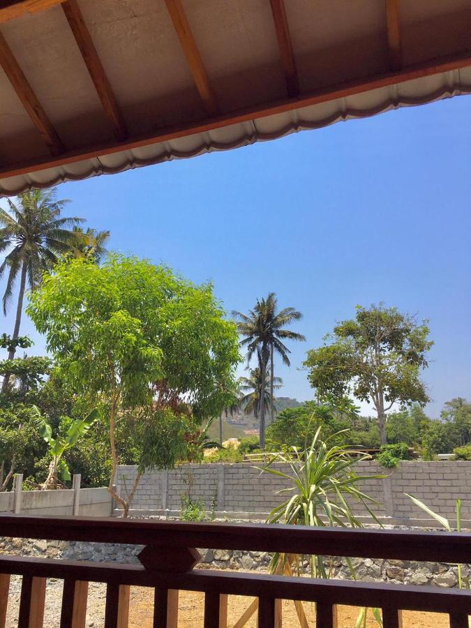 Mandalika Queen Hostel Kuta  Kültér fotó
